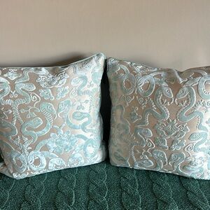 Soho Studio Halloween Serpent Snake Pillows Duck Feather Fill Ivory Blue NEW